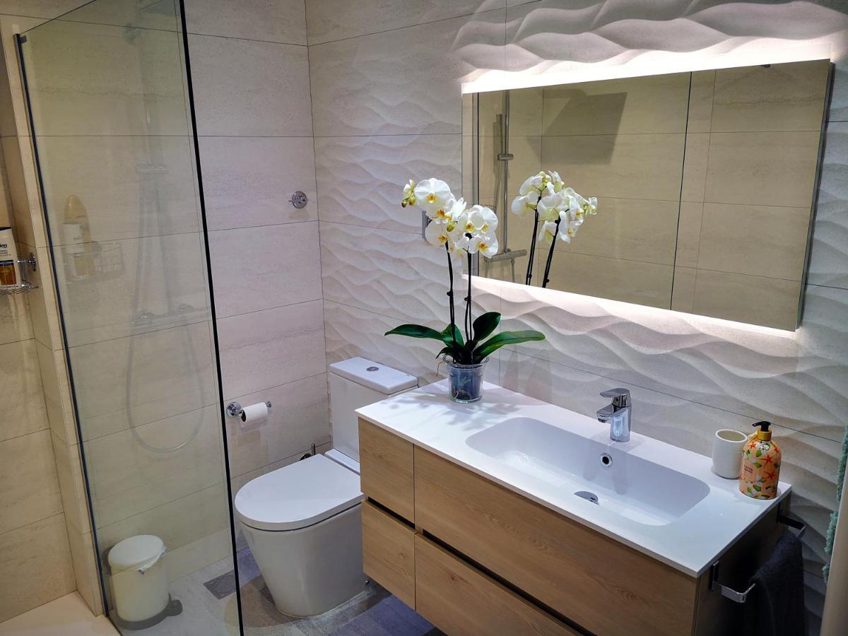 Apartamento BURGO NUEVO: Ático de lujo en pleno centro con terraza y vistas León Exterior foto