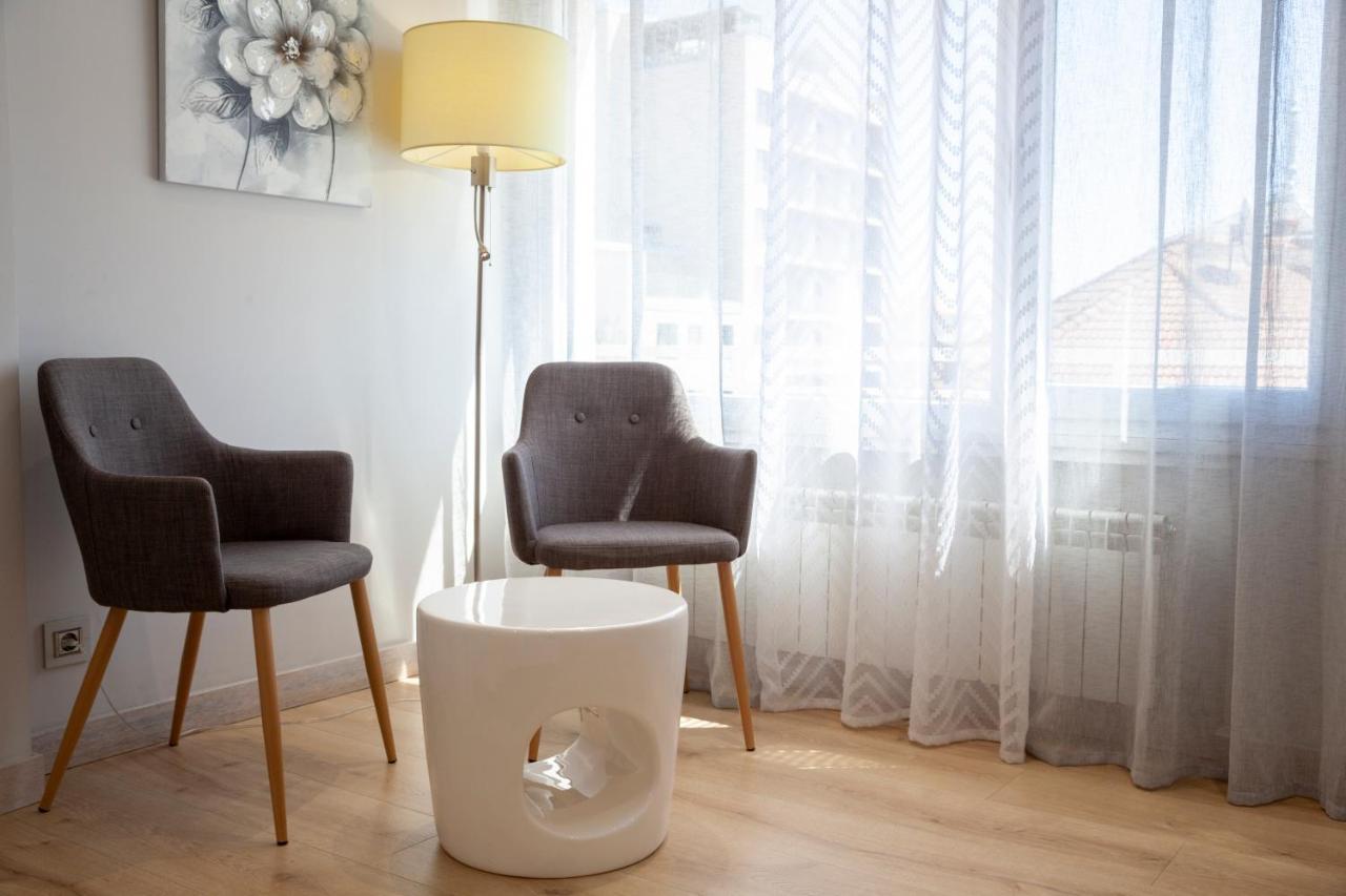 Apartamento BURGO NUEVO: Ático de lujo en pleno centro con terraza y vistas León Exterior foto