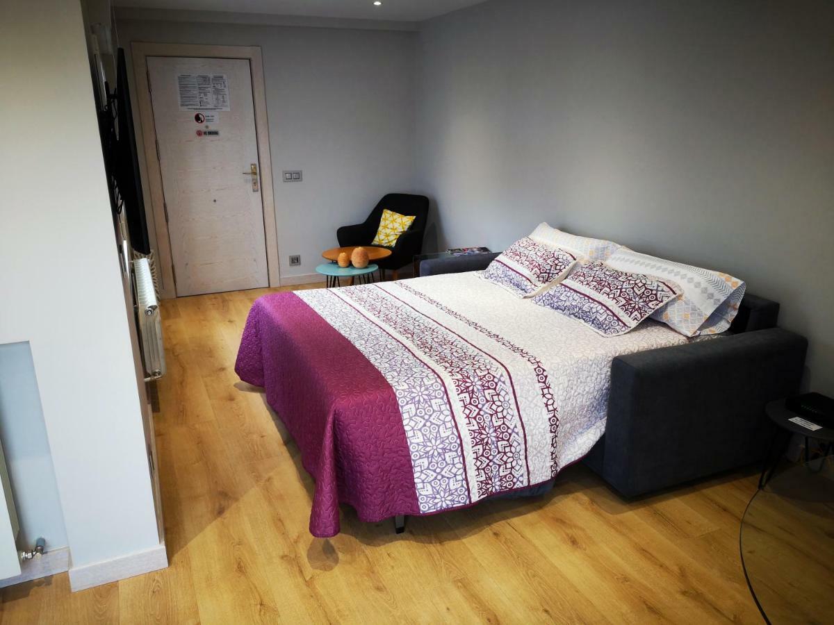 Apartamento BURGO NUEVO: Ático de lujo en pleno centro con terraza y vistas León Exterior foto